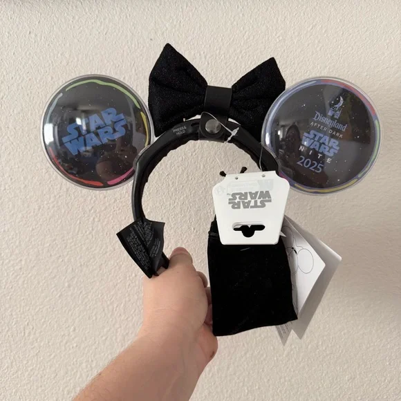 NWT Disney Star Wars Night 2025 ears light up Glitter Bow Headband - Picture 6 of 7